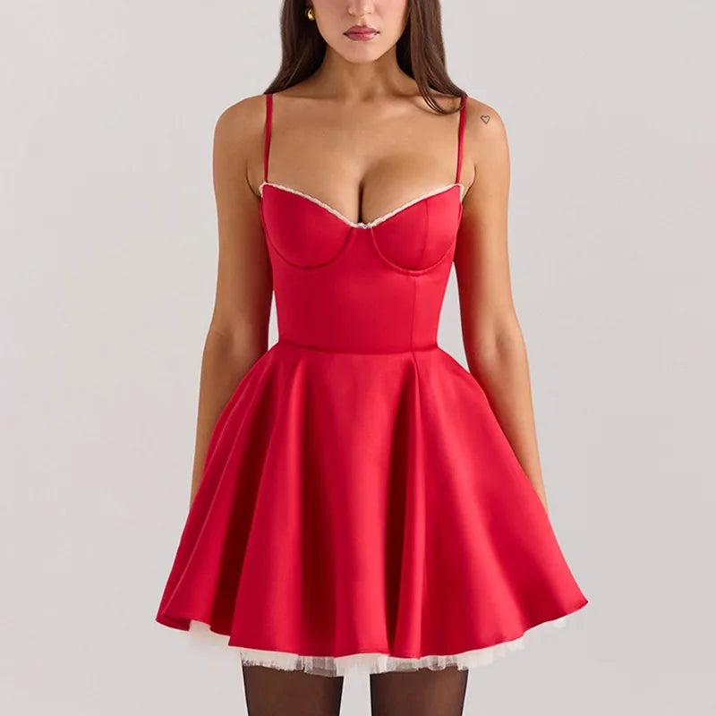 Mini abito nero bustier elegante con gonna a ruota